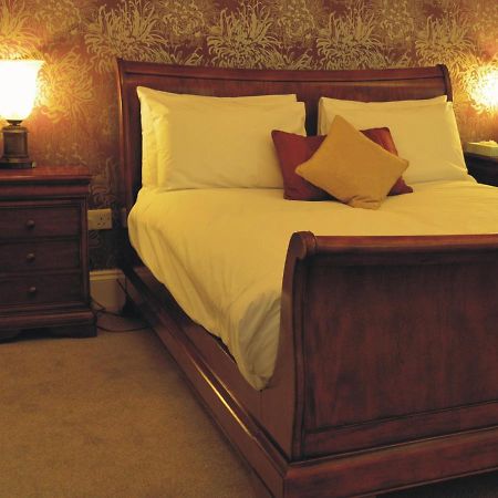 ת'טפורד The Thomas Paine Hotel מראה חיצוני תמונה